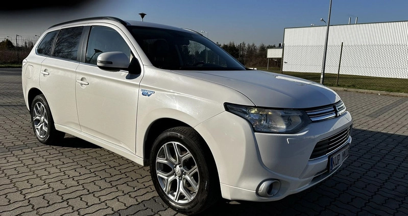 Mitsubishi Outlander cena 58999 przebieg: 226361, rok produkcji 2013 z Piaseczno małe 704